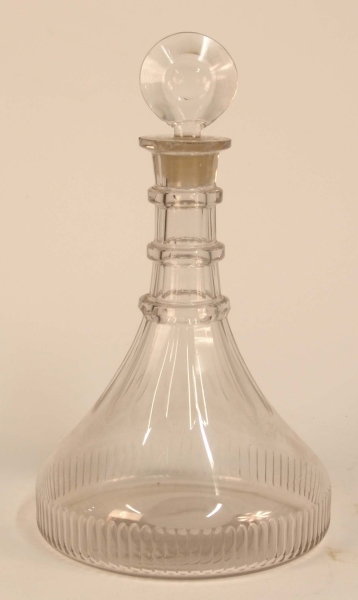 A GEORGIAN CUT PLAIN SHIPS DECANTER AND STOPPER.