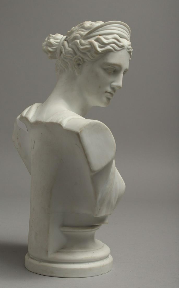 A GOOD PARIAN BUST 9.5ins high.: A GOOD PARIAN BUST 9.5ins high.