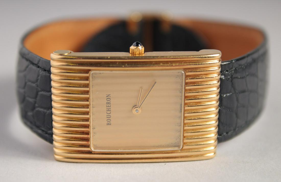 A GENTLEMAN'S 18CT GOLD WRISTWATCH with leather strap. No. AA/03136: A GENTLEMAN'S 18CT GOLD WRISTWATCH with leather strap. No. AA/03136
