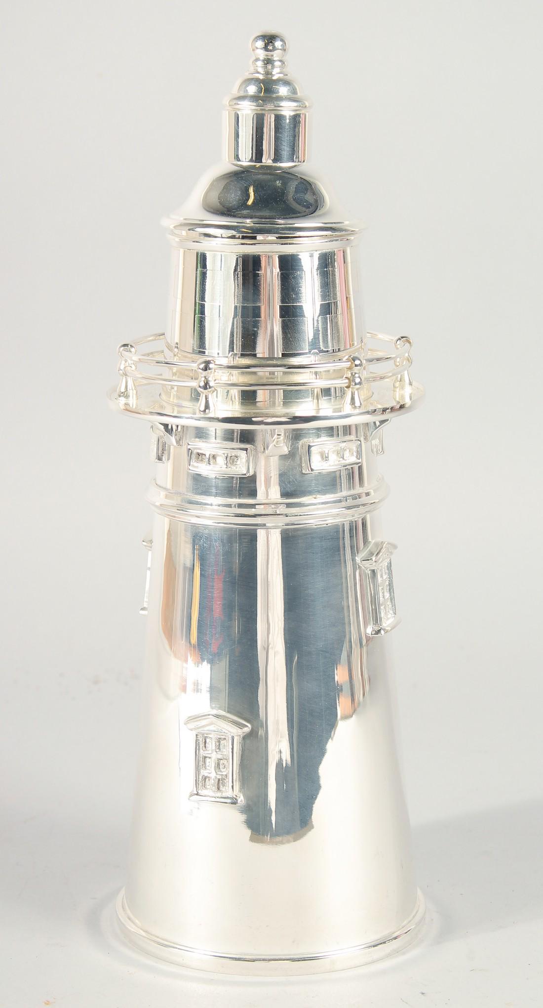 A SILVER PLATED LIGHTHOUSE TAPERING COCKTAIL SHAKER. (1 of 1)