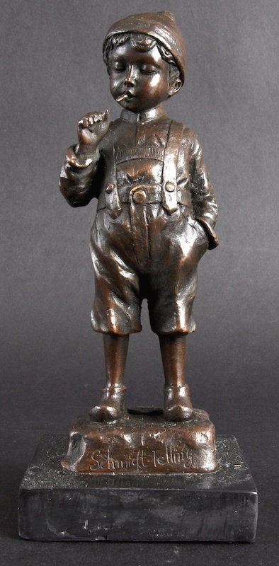 AFTER SCHMIDT FELLING. A BRONZE YOUNG DUTCH BOY. : AFTER SCHMIDT FELLING. A BRONZE YOUNG DUTCH BOY. Signed. 18cm high on a marble base.
