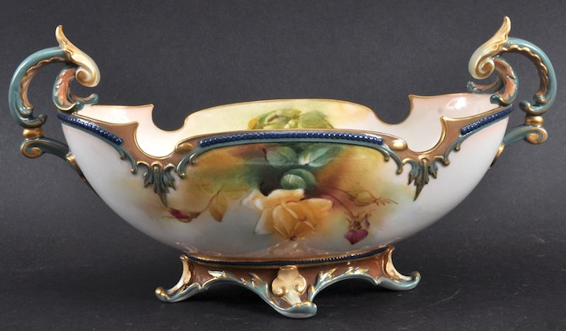 A ROYAL WORCESTER HADLEY STYLE TWO HANDLED BOWL C1908.: A ROYAL WORCESTER HADLEY STYLE TWO HANDLED BOWL C1908. 9ins wide.
