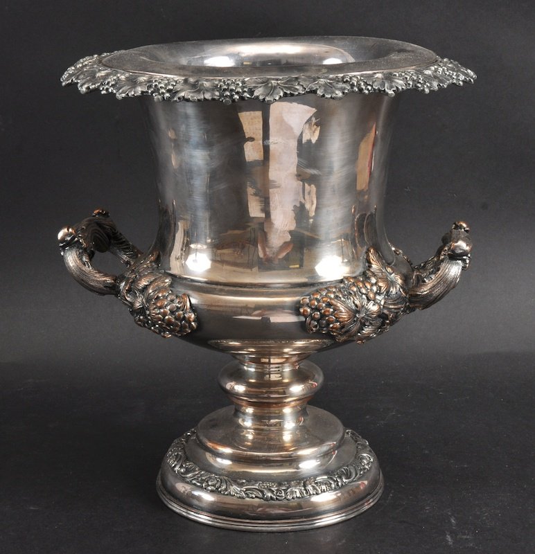 A PLATED TWO HANDLED URN SHAPED WINE COOLER.: A PLATED TWO HANDLED URN SHAPED WINE COOLER.