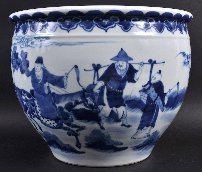 AN EARLY 20TH CENTURY CHINESE BLUE AND WHITE BOWL: AN EARLY 20TH CENTURY CHINESE BLUE AND WHITE BOWL bearing Kangxi marks to base, painted with figures. Good condition. 10.75ins diameter.