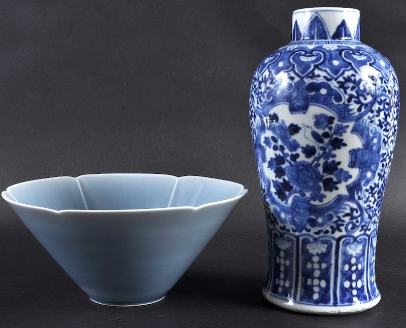 A 19TH CENTURY BLUE AND WHITE BALUSTER VASE painted wit: A 19TH CENTURY BLUE AND WHITE BALUSTER VASE painted with panels of birds, together with a blue glazed porcelain bowl. Vase A/F, bowl good condition. (2)