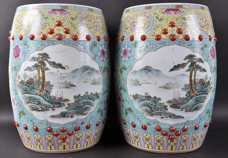 A PAIR OF EARLY 20TH CENTURY CHINESE PORCELAIN BARREL: A PAIR OF EARLY 20TH CENTURY CHINESE PORCELAIN BARREL SHAPED GARDEN SEATS Guangxu/Republican, painted with landscapes. Good condition. 17. 75ins high.