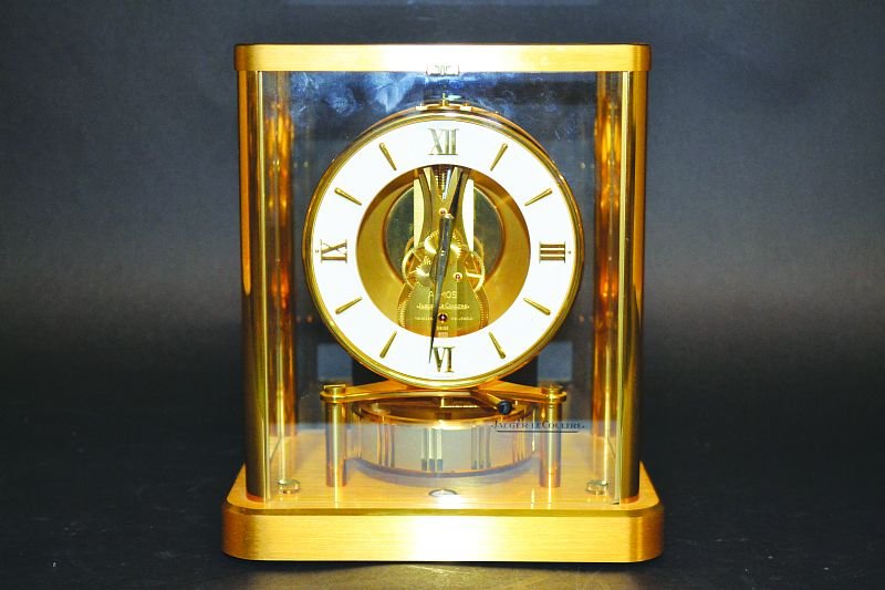 A JAEGAR LE-COULTRE ATMOS CLOCK, still in original box.: A JAEGAR LE-COULTRE ATMOS CLOCK, still in original box.