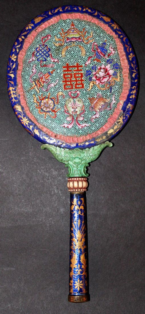 A FINE QUALITY CHINESE QIANLONG/JIAQING PERIOD CANTON: A FINE QUALITY CHINESE QIANLONG/JIAQING PERIOD CANTON ENAMEL AND IVORY BAJIXIANG HAND MIRROR, circa 1800, the reverse finely decorated with the Eight Buddhist Emblems encircling a Xi character, the de