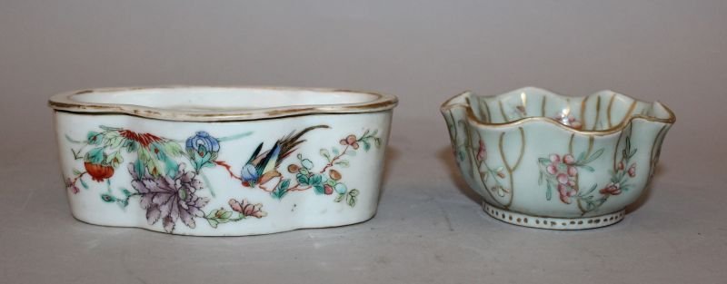 A 19TH CENTURY CHINESE TONGZHI MARK & PERIOD FAMILLE (1 of 6)