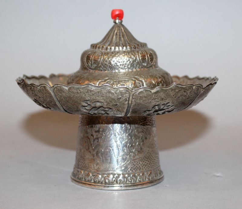 A FINE QUALITY 19TH CENTURY SINO-TIBETAN SILVER-METAL (1 of 4)