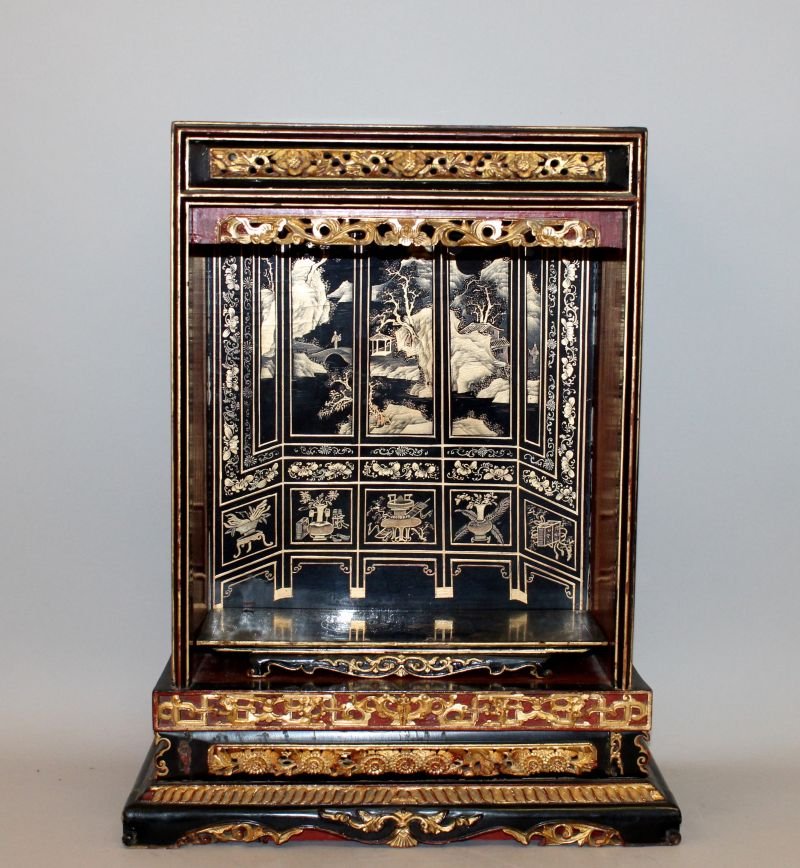 AN UNUSUAL LATE 19TH/EARLY 20TH CENTURY CHINESE (1 of 2)