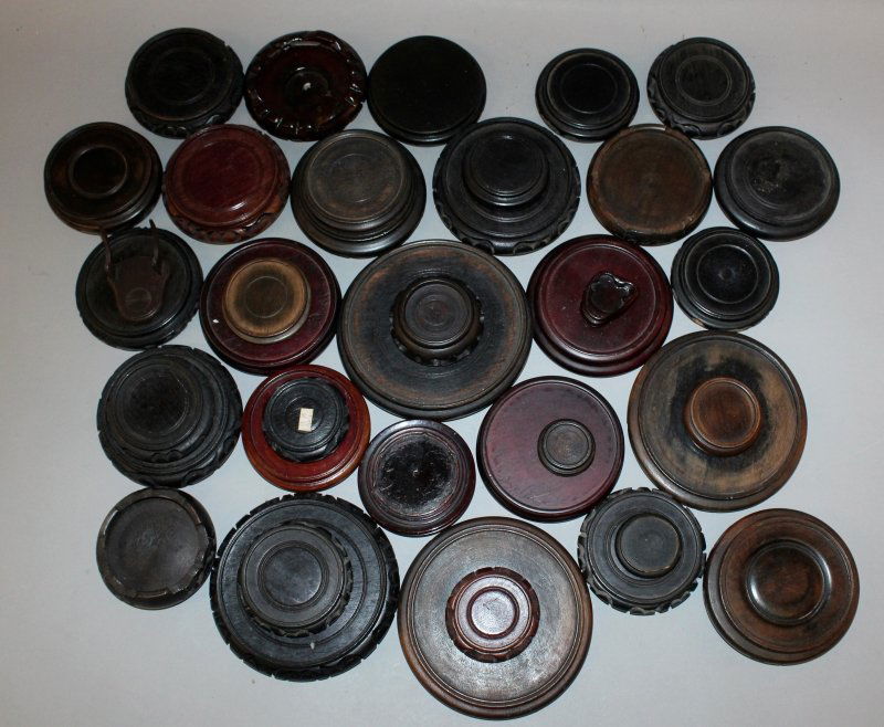 A COLLECTION OF THIRTY-NINE CHINESE CARVED HARDWOOD (1 of 2)