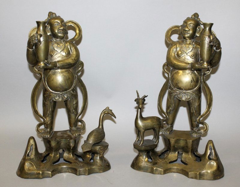 A GOOD LARGE PAIR OF 17TH CENTURY CHINESE POLISHED (1 of 9)