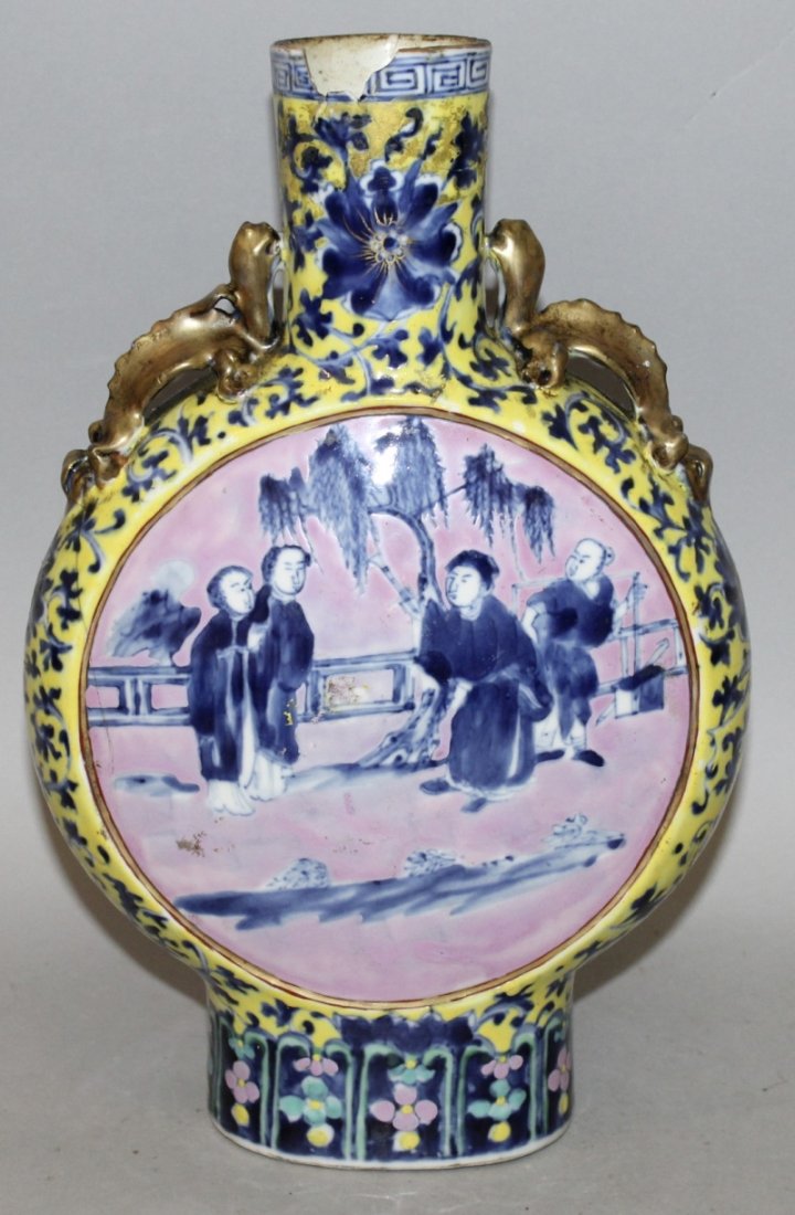 AN UNUSUAL 19TH CENTURY CHINESE ENAMELLED (1 of 3)