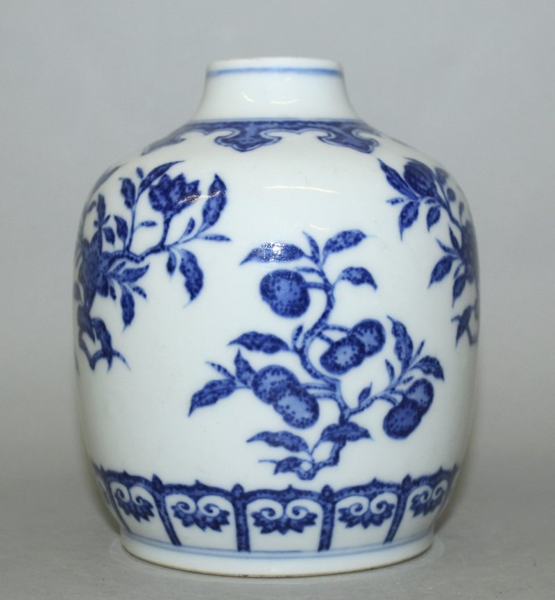 A CHINESE BLUE & WHITE PORCELAIN JAR, the sides well (1 of 3)