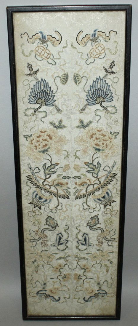 A GOOD QUALITY FRAMED PAIR OF 19TH CENTURY CHINESE (1 of 3)