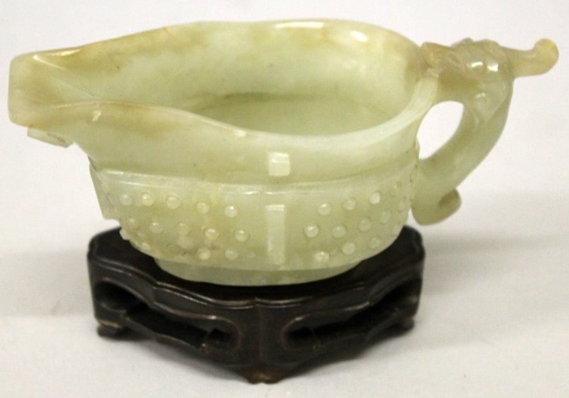 A GOOD QUALITY CHINESE PALE CELADON JADE LIBATION CUP, (1 of 7)