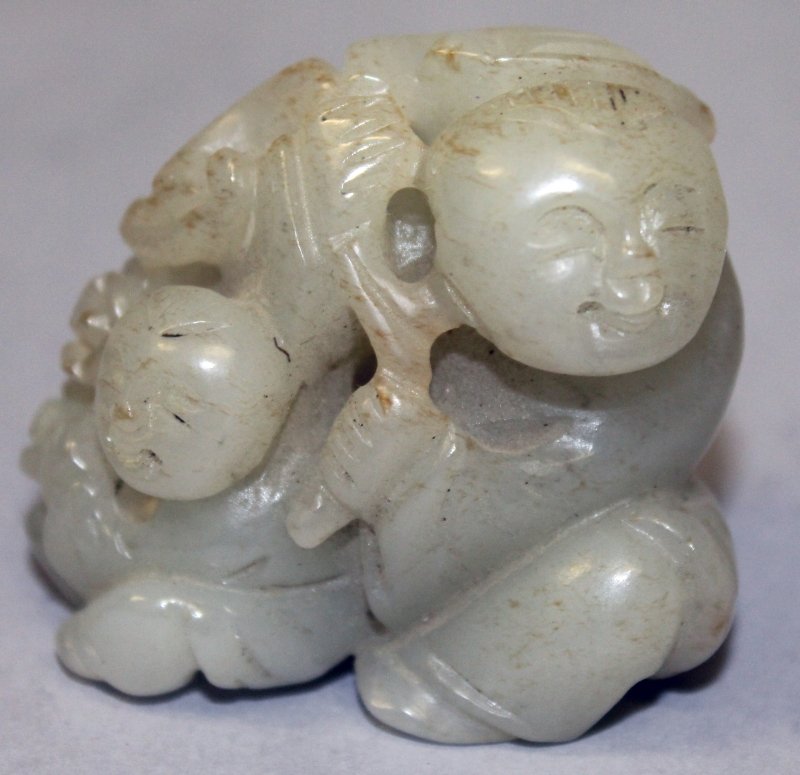 A 19TH/20TH CENTURY CHINESE CELADON JADE GROUP OF TWO (1 of 7)