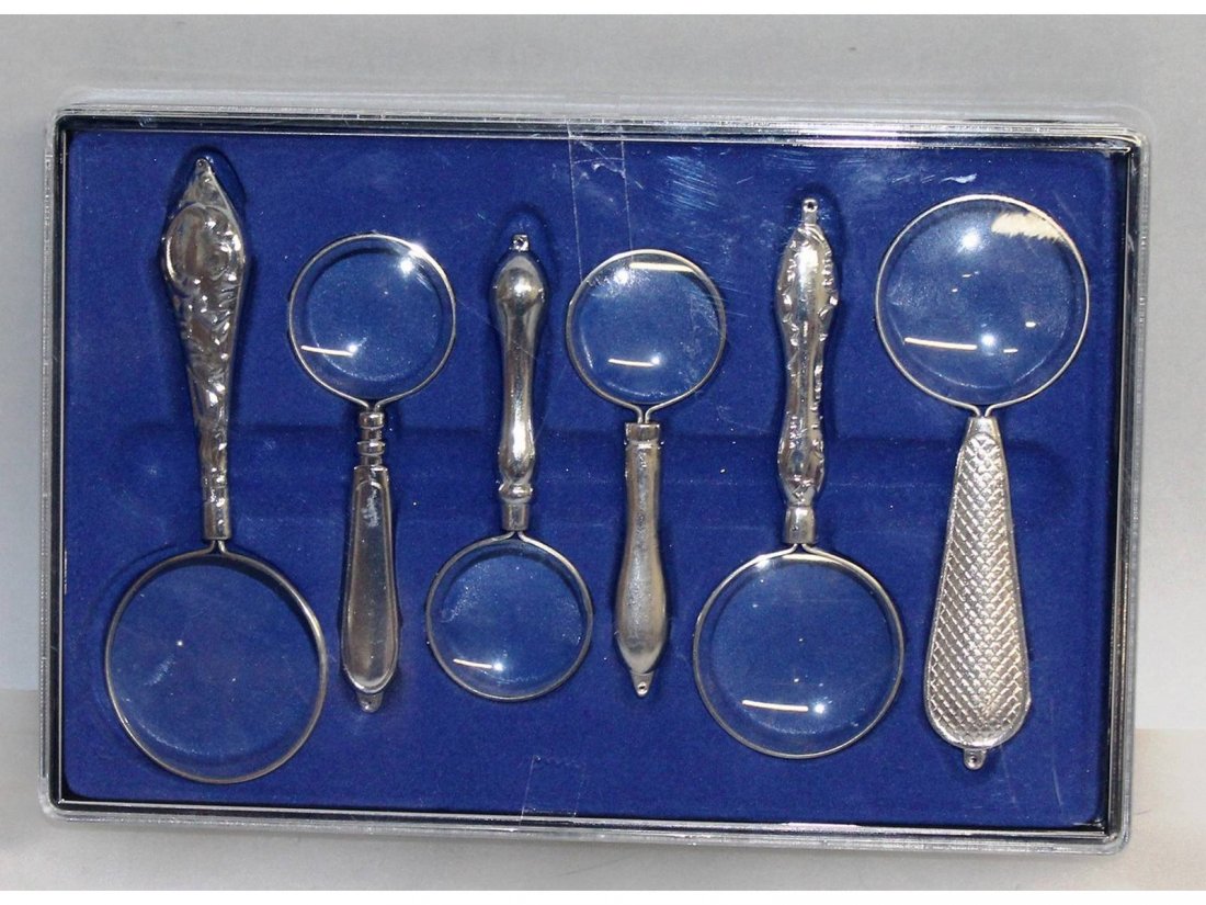 A small six piece magnifying set.: A small six piece magnifying set.