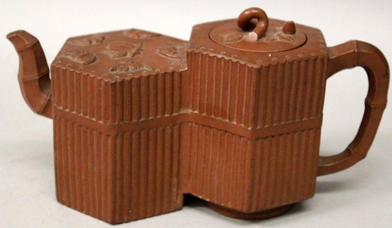 A 19TH CENTURY CHINESE YIXING POTTERY DOUBLE TEAPOT & (1 of 9)