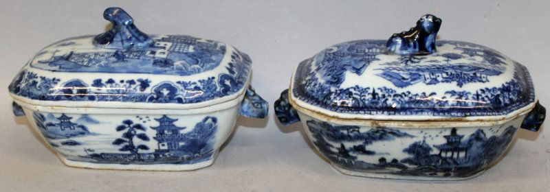 A NEAR PAIR OF 18TH CENTURY CHINESE EXPORT QIANLONG (1 of 7)