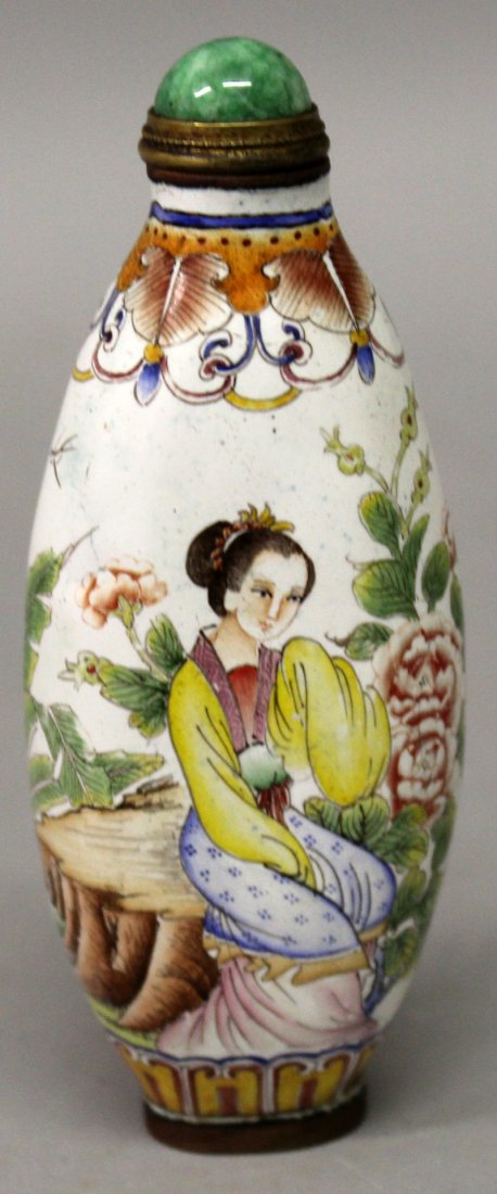 A CHINESE CANTON ENAMEL SNUFF BOTTLE & STOPPER, the (1 of 7)