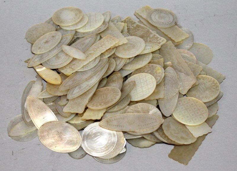 A COLLECTION OF MAINLY EARLY/MID 19TH CENTURY CHINESE (1 of 10)