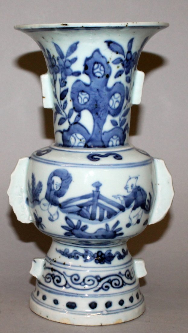 A CHINESE MING STYLE PORCELAIN VASE, of bronze form, (1 of 6)