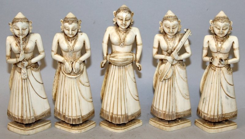 A GROUP OF FIVE 18TH/19TH CENTURY INDIAN IVORY FIGURES (1 of 6)