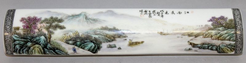 A CHINESE FAMILLE ROSE PORCELAIN SCROLL WEIGHT, (1 of 5)