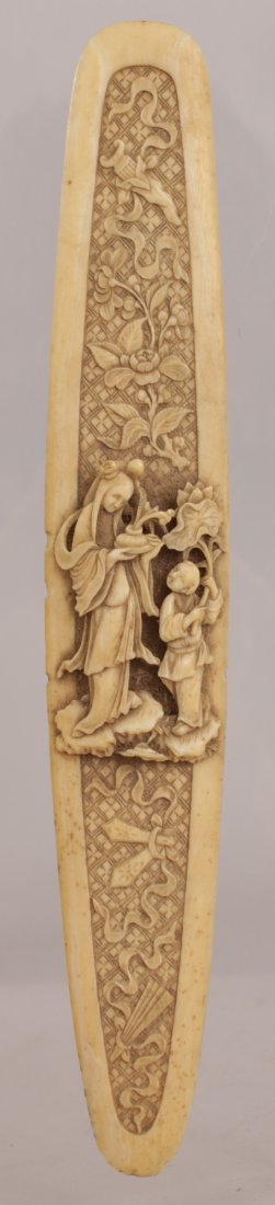 A GOOD QUALITY 19TH CENTURY CHINESE IVORY LETTER (1 of 3)