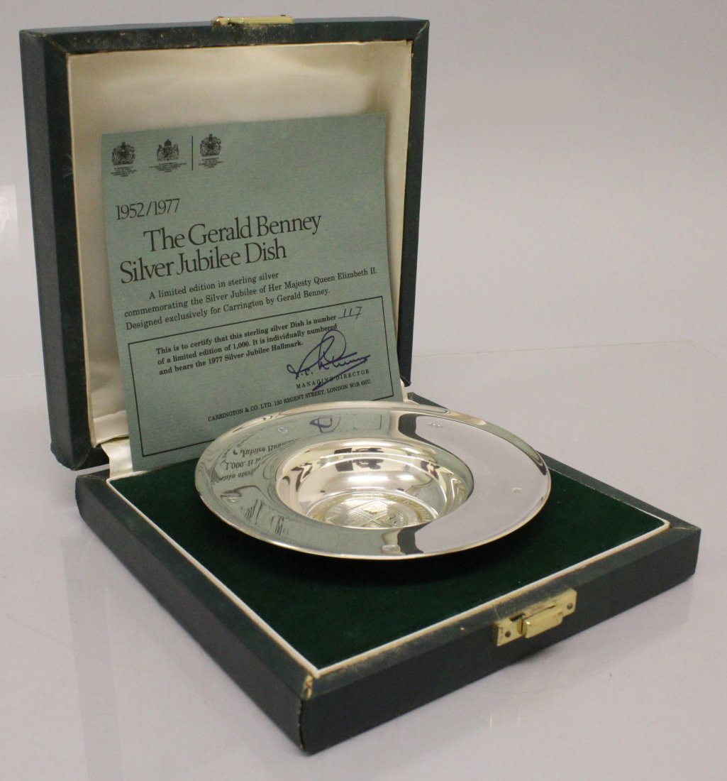 A GERALD BENNEY SILVER JUBILEE DISH 1952-1977, No. 117: A GERALD BENNEY SILVER JUBILEE DISH 1952-1977, No. 117 of a limited edition of 1000, in original box.