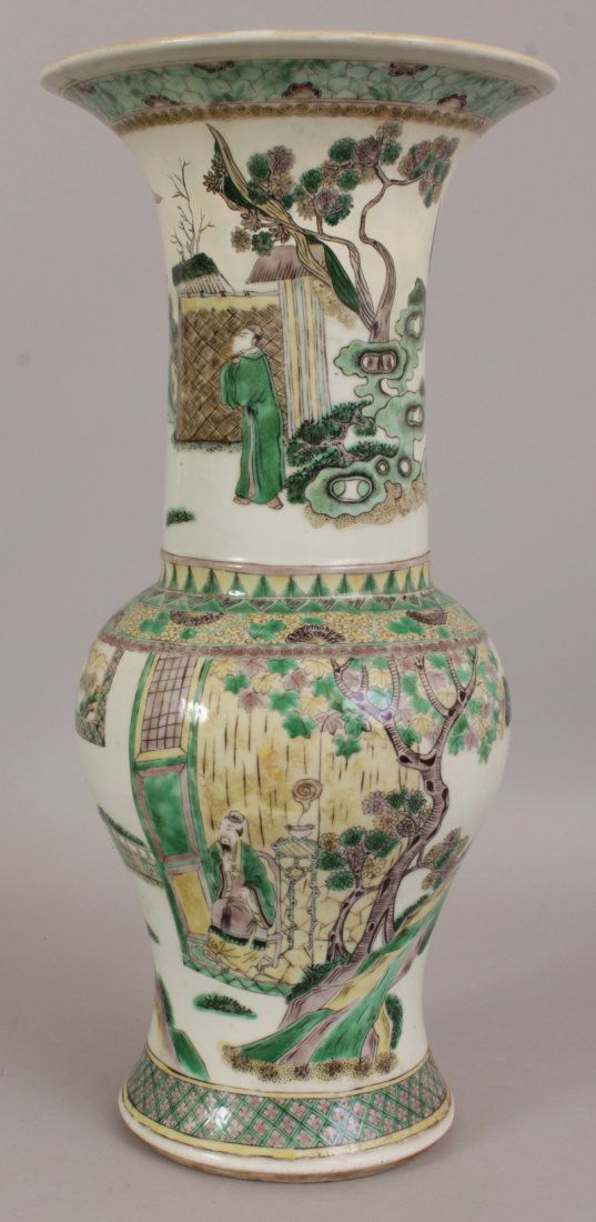 A CHINESE KANGXI PERIOD FAMILLE VERTE PORCELAIN YEN YEN (1 of 8)