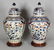 A GOOD LARGE PAIR OF EARLY JAPANESE IMARI PORCELAIN - 3