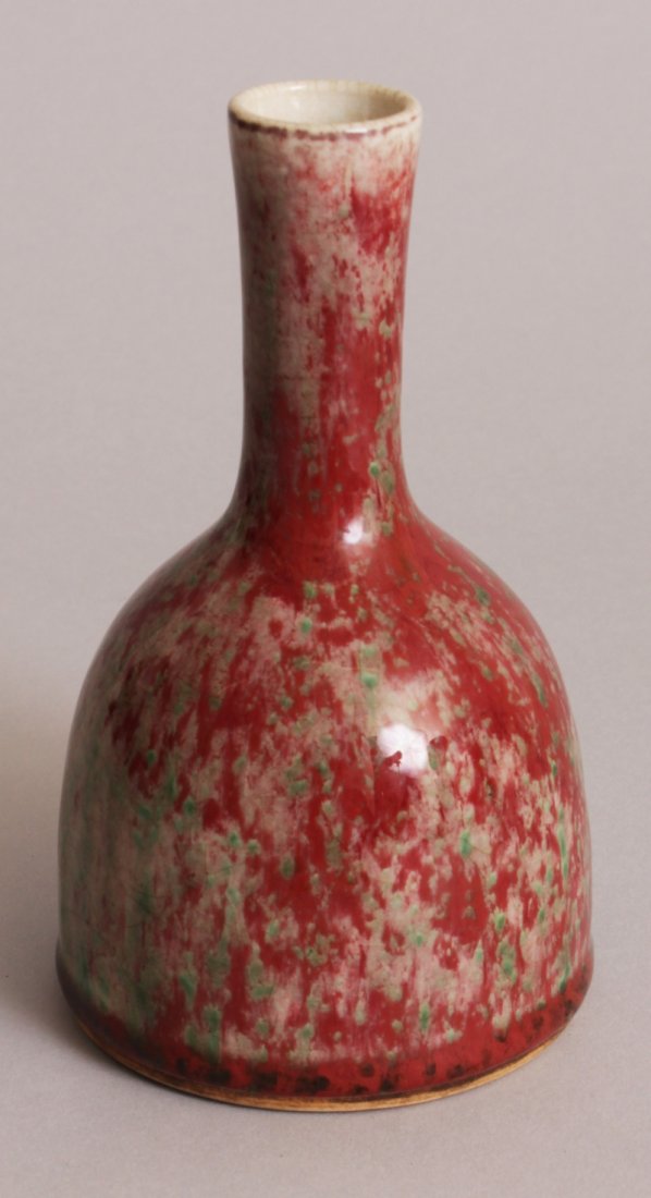 A CHINESE PEACH BLOOM PORCELAIN BOTTLE VASE, of mallet (1 of 7)
