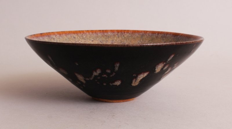 A CHINESE JIZHOU WARE CERAMIC BOWL, the interior with (1 of 3)