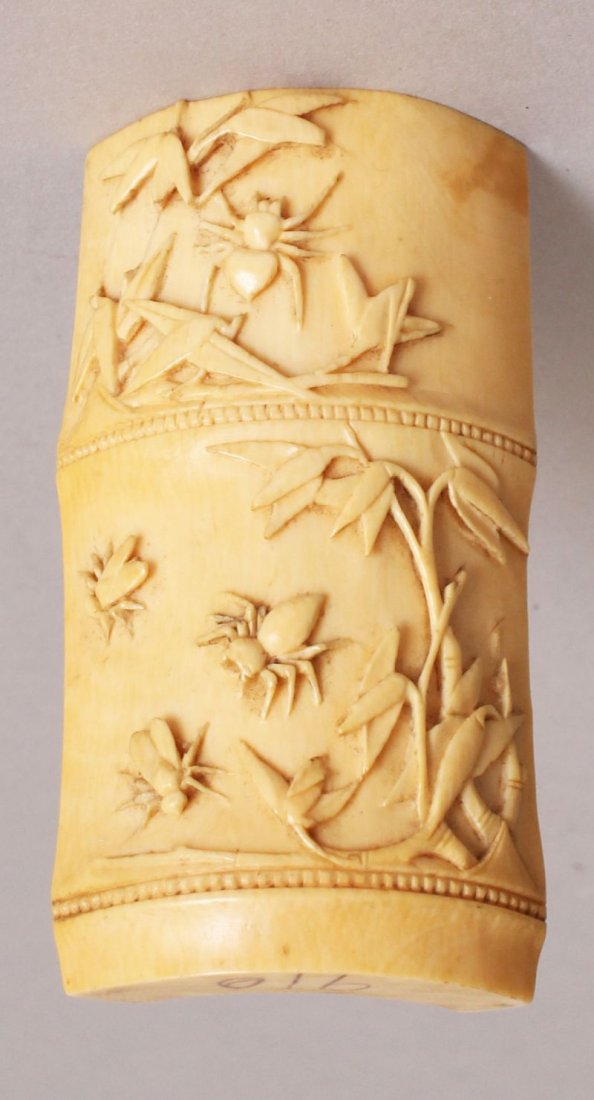 A GOOD QUALITY 19TH CENTURY CHINESE IVORY BRUSH REST, (1 of 5)