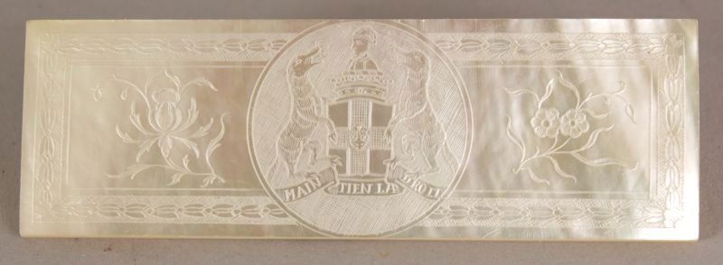 AN EARLY 19TH CENTURY CHINESE EXPORT ARMORIAL (1 of 2)