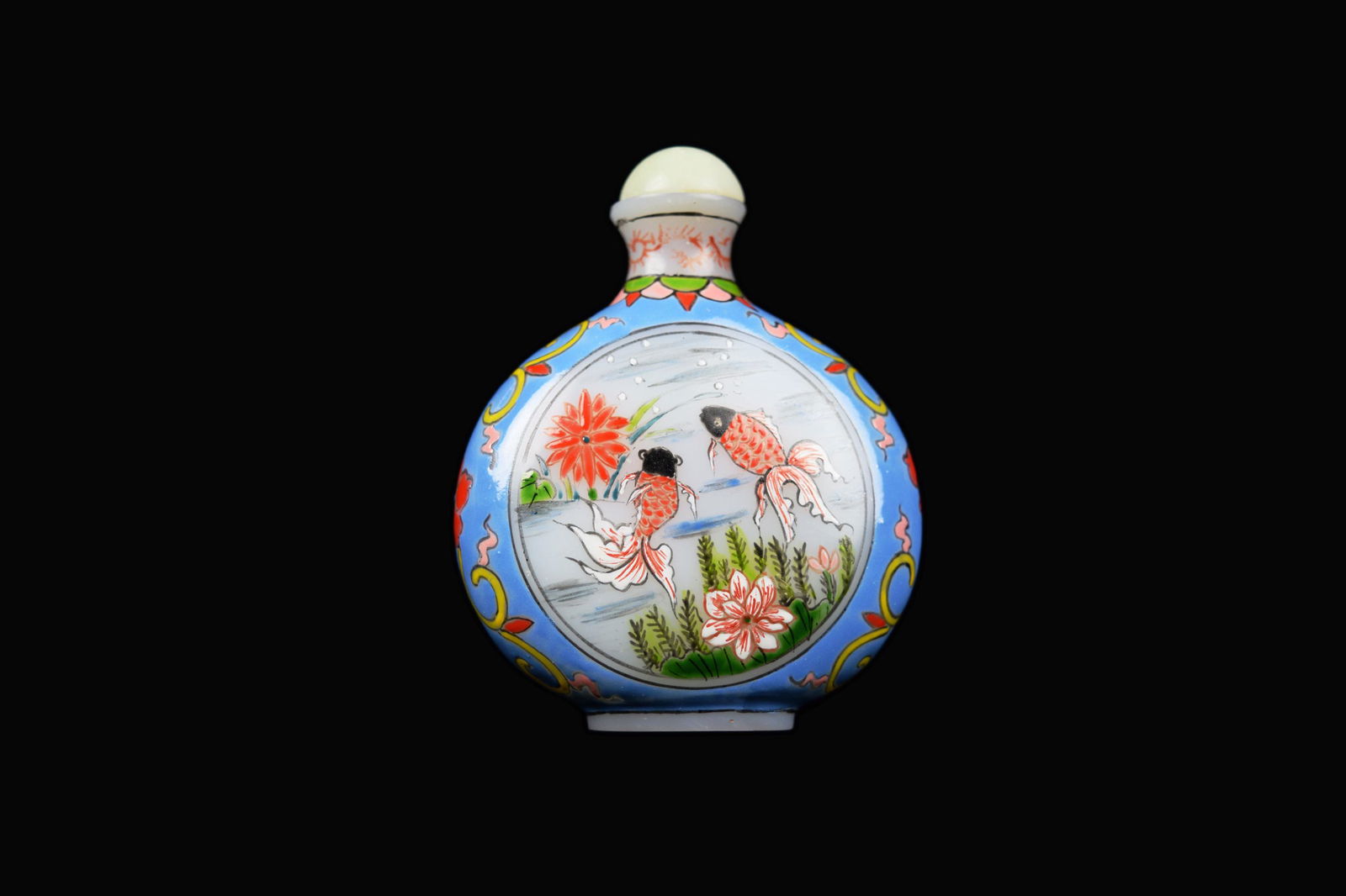 A Republic Era Chinese Painted Enamel Glass "Goldfish" Snuff Bottle (1 of 4)