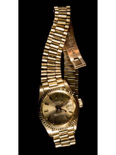 Ladies Rolex President Watch: Ladies 18K Gold Rolex President watch, Serial #: 5299193, MFG Date 1978. This watch is from an estate and has not been authenticated.