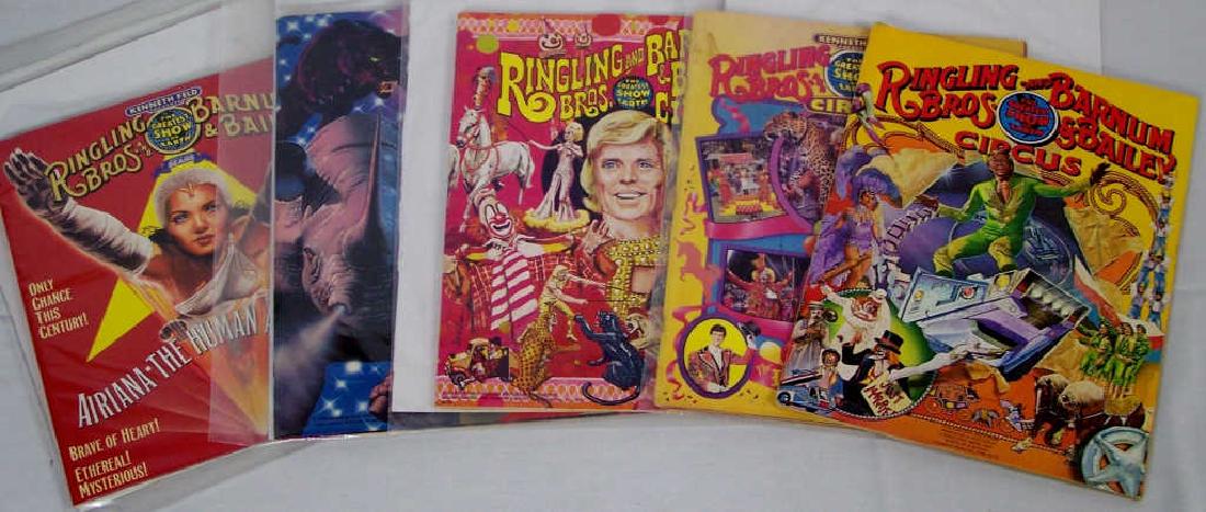 5 Circus Programs Magazines Brochures Guides (1 of 1)