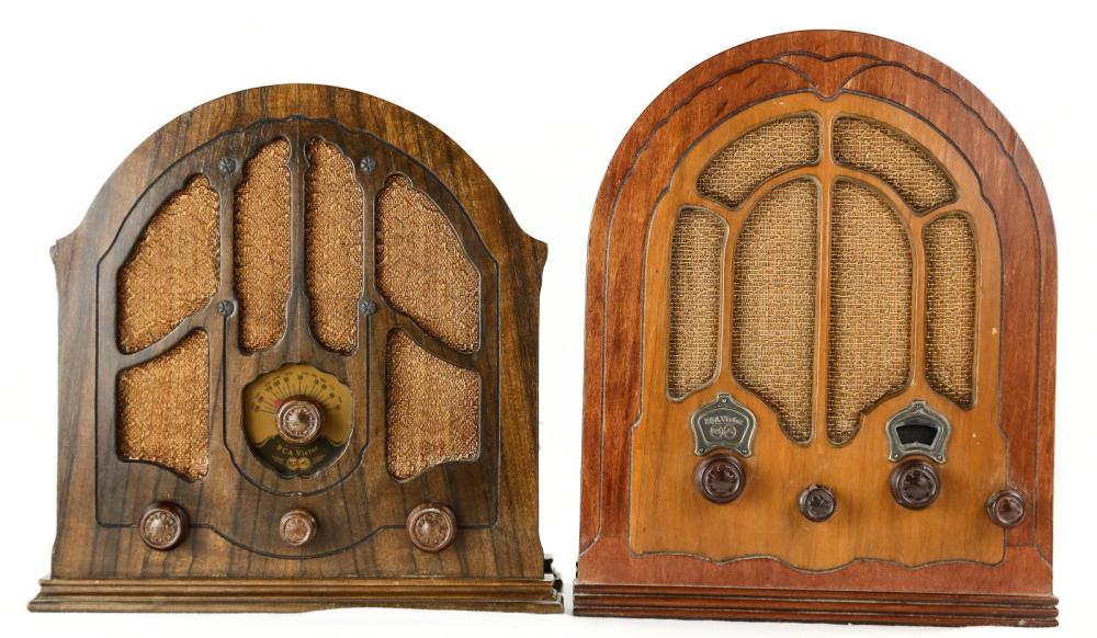 Lot of 2 RCA Radios (1 of 4)