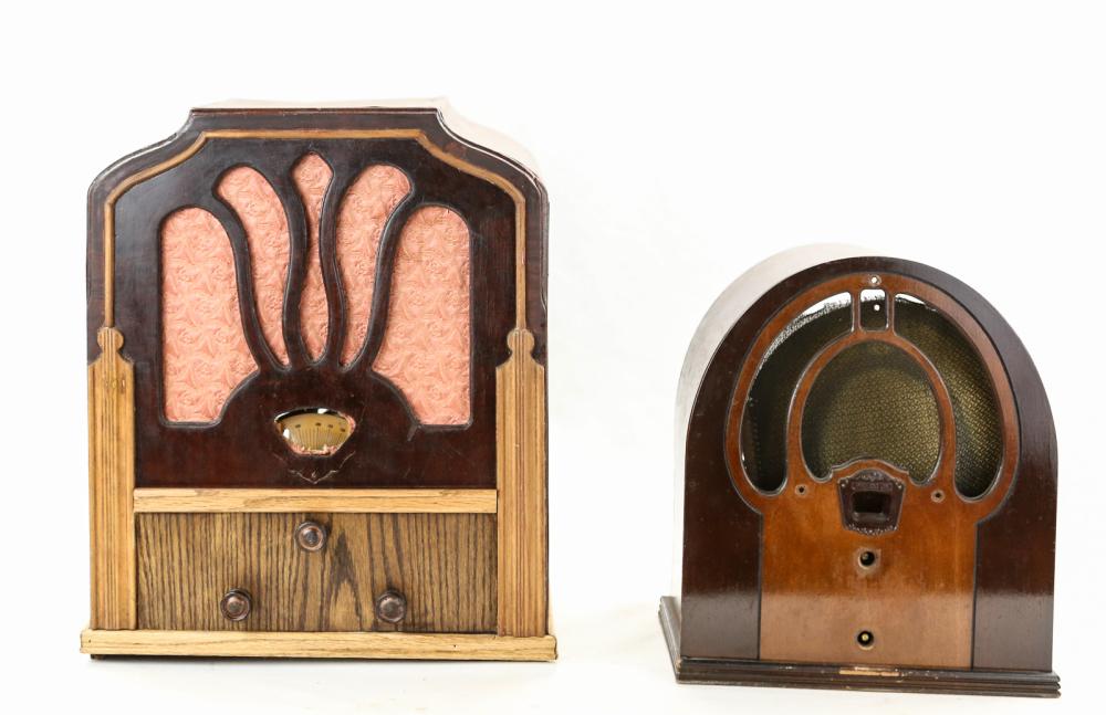 Wells Gardner Radio & Philco Radio Parts (1 of 4)