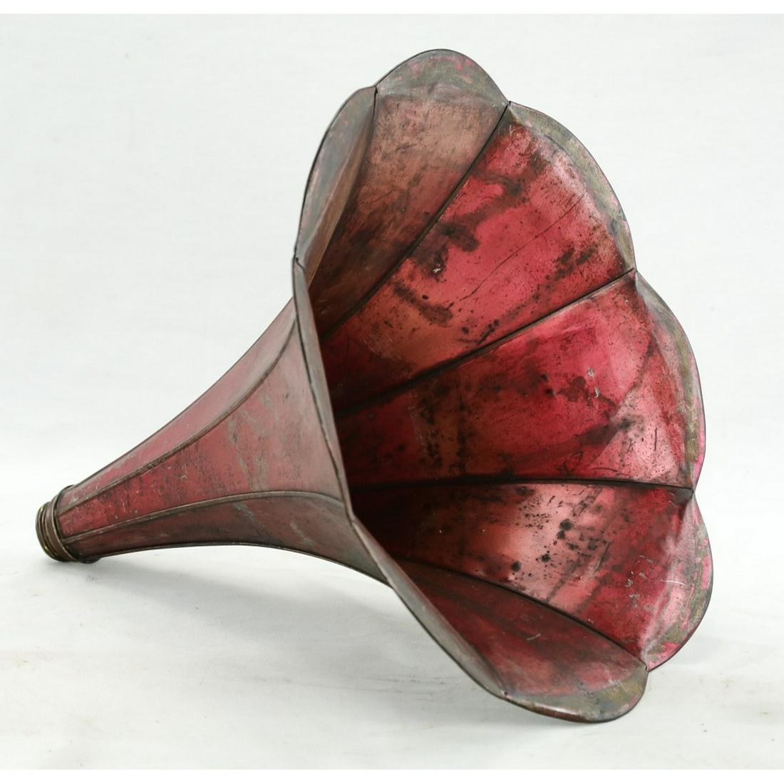 Disc Phonograph Horn (1 of 3)