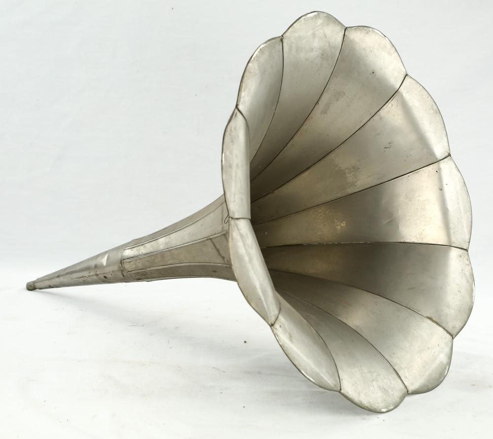 Hawthorne Sheble Nickel Silver Phonograph Horn (1 of 5)
