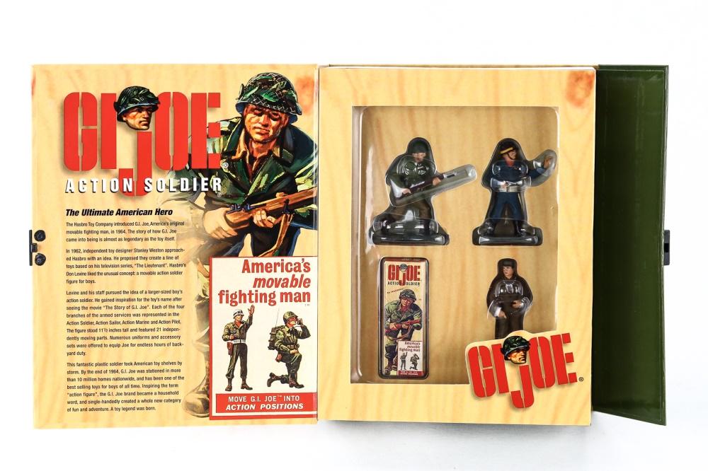 GI Joe Action Soldier 3 Piece Set Figure 2000 (1 of 3)
