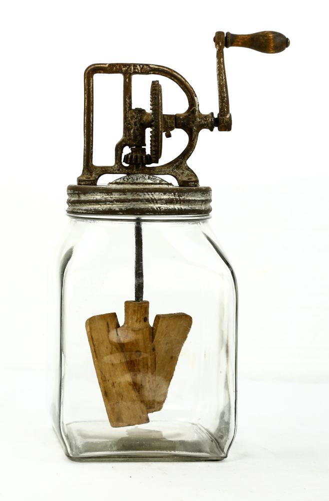 Antique Dazey Butter Churn No. 40 (1 of 8)