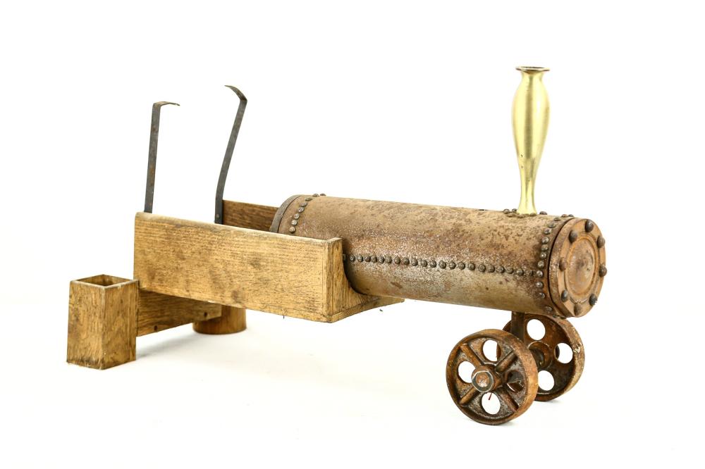 Folk Art Steam Traction Engine (1 of 6)