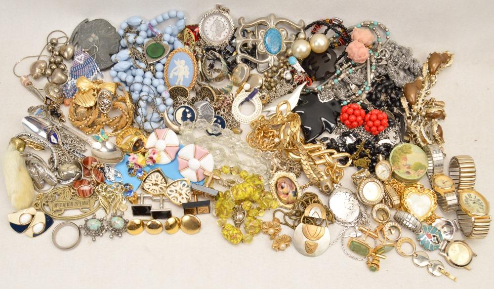 102 Pieces of Better Costume Jewelry: Large assortment including wrist watches necklaces, chains, earrings, etc.