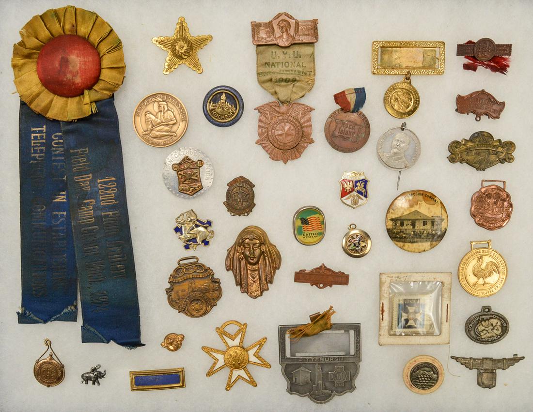 Lot of GAR/Commemorative Insignia: Lot contains insignia for various organizations and includes a medal for the 1908 National Encampment of the Union Veterans Union, a ribbon for the 122nd Field Artillery Field Day in 1924, and more. I